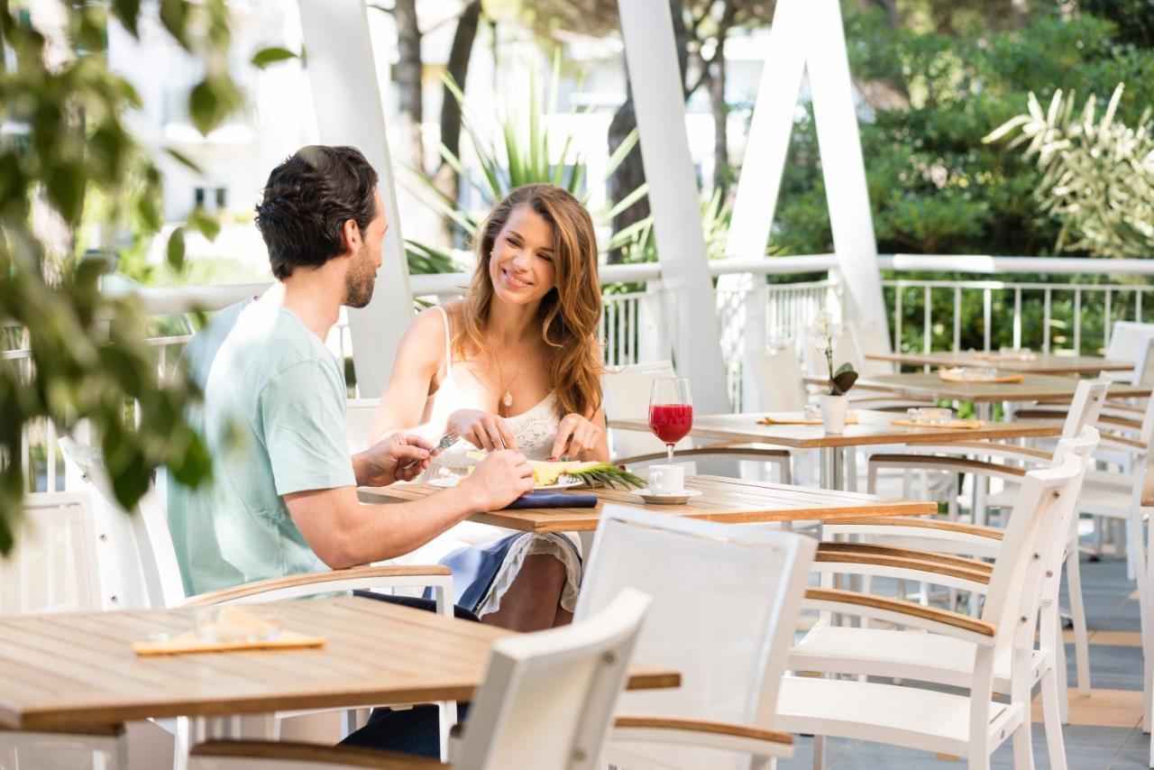 Hotel Luna Bibione Eksteriør bilde