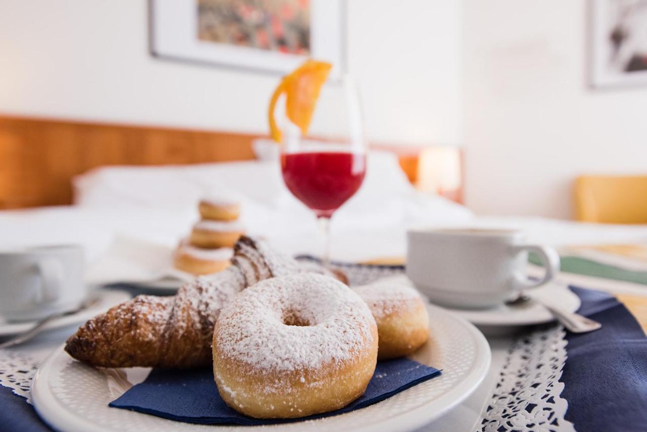 Hotel Luna Bibione Eksteriør bilde
